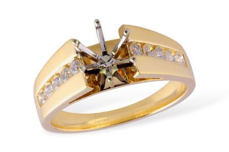 yellow_gold_diamond_channel_set_diamond_mounting